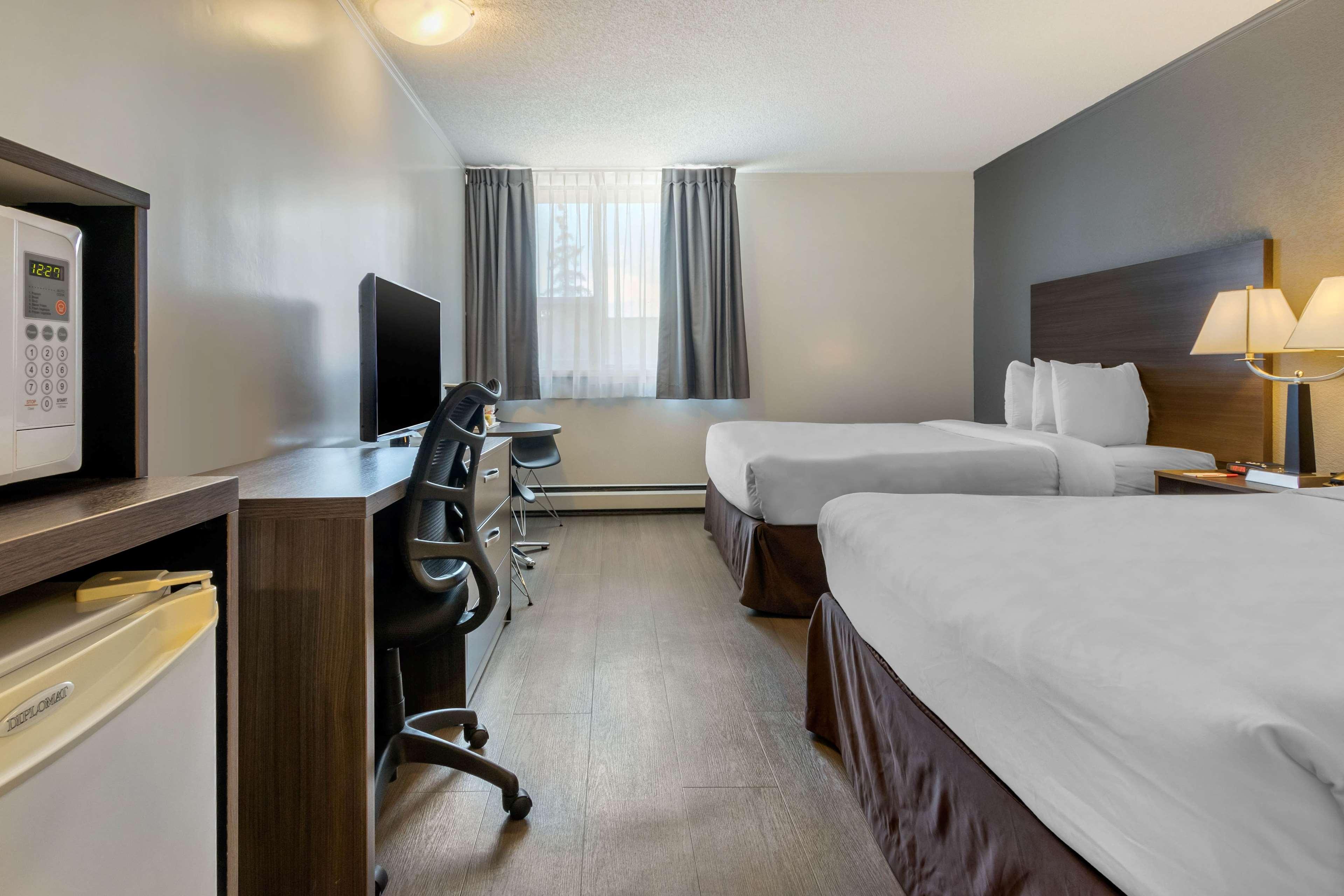 Super 8 By Wyndham Macleod Trail Calgary Hotel Kültér fotó